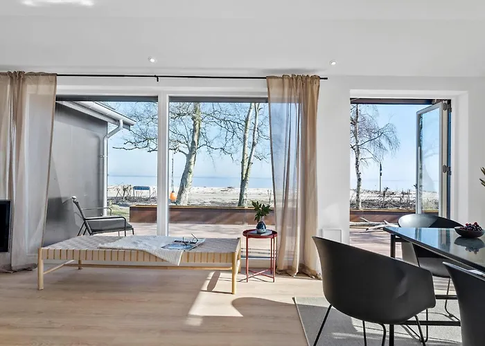 Σπίτι διακοπών Gorgeous In With Kitchen